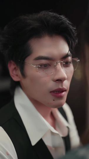 Istri yang Dimanjakan Episode 7
