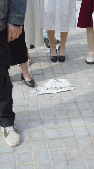同学婚礼上，新娘追悔莫及 第9集