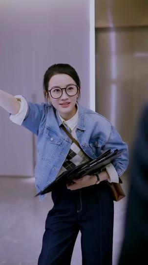 Oops! Mr. Lawson Got the Wrong Girl Episode 9