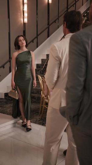 Persiguiendo a su esposa Alfa rechazada Episodio 11