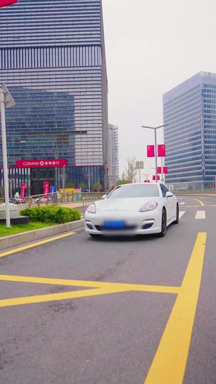 傲世潜龙 第11集