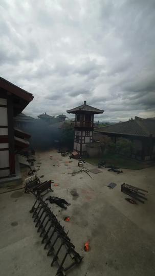 Mawar di Medan Perang Episode 1