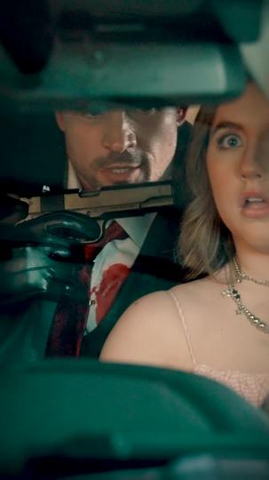 Fugindo à Máfia, Me Caso com Um Bilionário Sem-teto 6Episódio