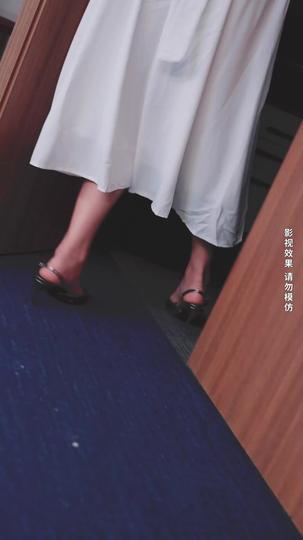 龙君的高冷女总裁 第3集