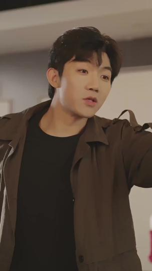 From Hero to Heir: The Making of a Legend Episode 4