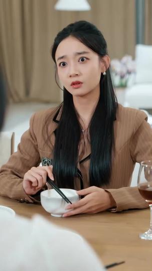 Ella ya no se queda por mí Episodio 5