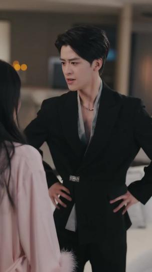 Cinta di Kabut Malam Episode 9
