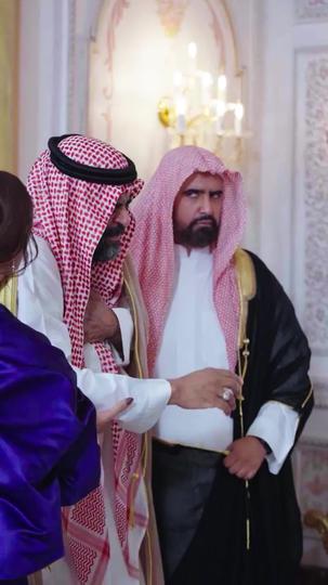 ثلاثة خطيبين بعد أن فقدت الذاكرة 9مجموعة