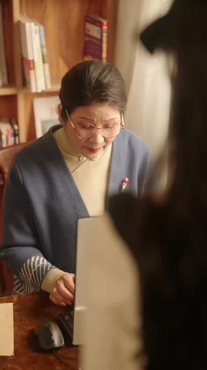 Under My Nose, Over My Heart Episode 5