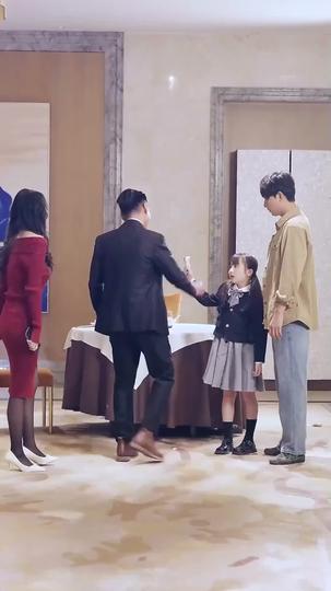 Reborn to Make My Dad a Fortune Episode 9