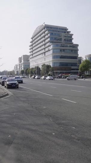 사모님의 화려한 등장 제1회