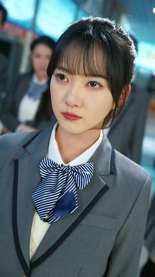 Kiss the Girl, Kill the Game Episode 6