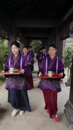 Mawar di Medan Perang(Sulih Suara) Episode 7