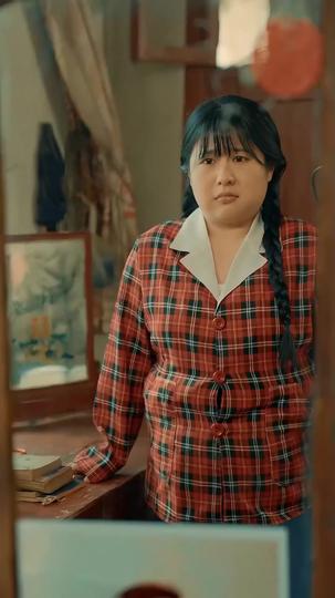 Renacer en los 80: De Esposa Gorda a Reina del Éxito Episodio 2