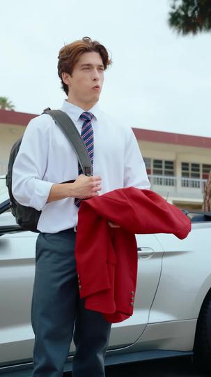 Namoro de Mentira com Meu Rico Inimigo (Dublado) 8Episódio