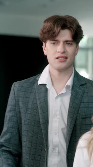 Forçada a Amar o Impiedoso CEO 3Episódio